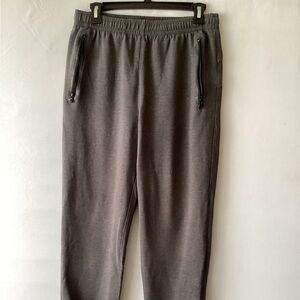 Old Navy active dynamic fleece 4 way stretch jogging pants.